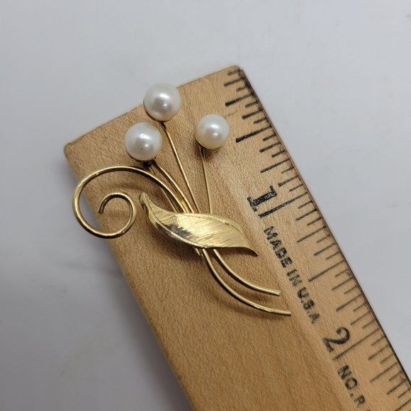 Vintage Valenza 1/20-12k Gold Filled Cultured Pearls Brooch Pin Flower Leaf - Picture 5 of 6